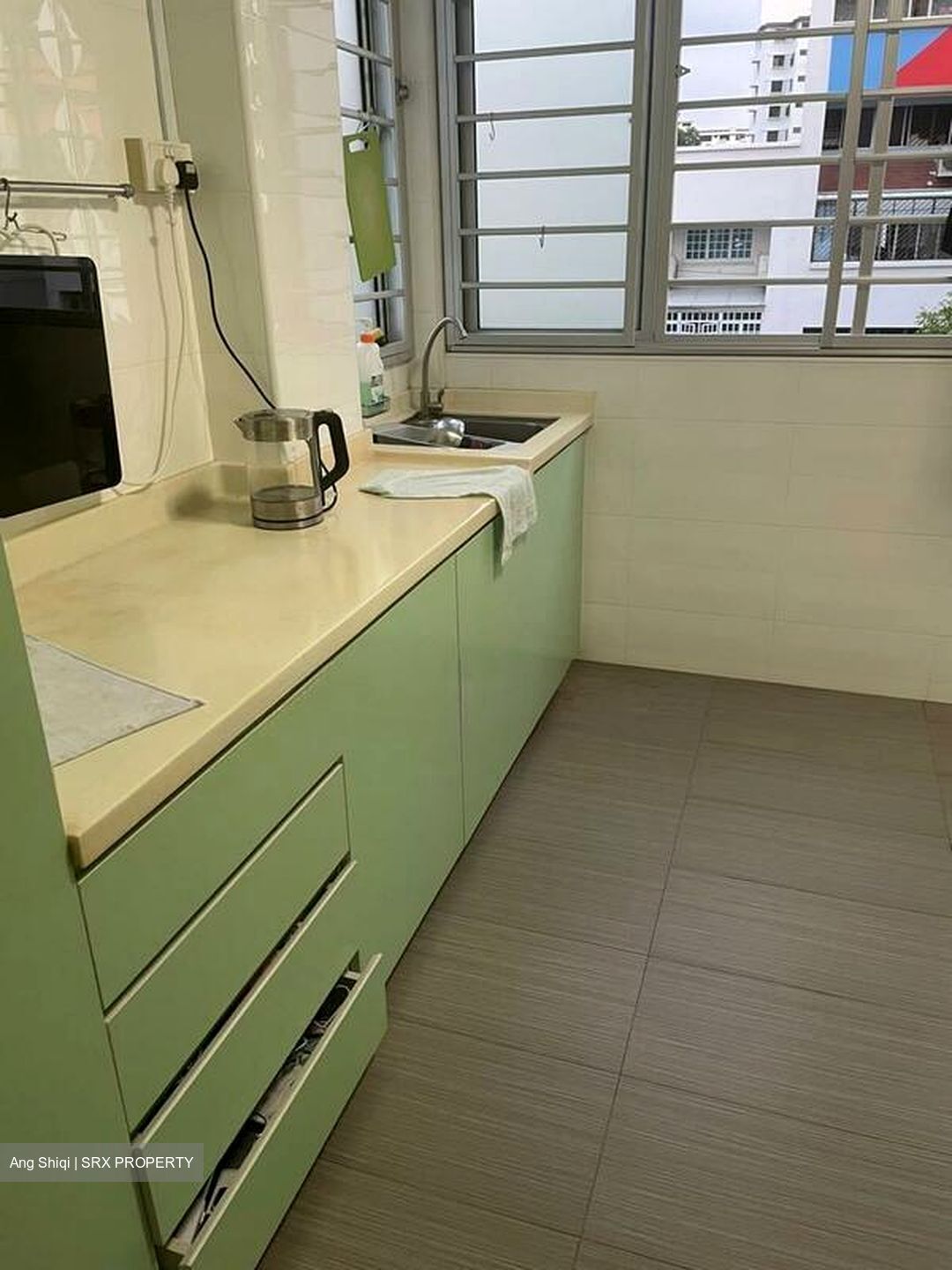 Blk 57 Circuit Road (Geylang), HDB 3 Rooms #525387571